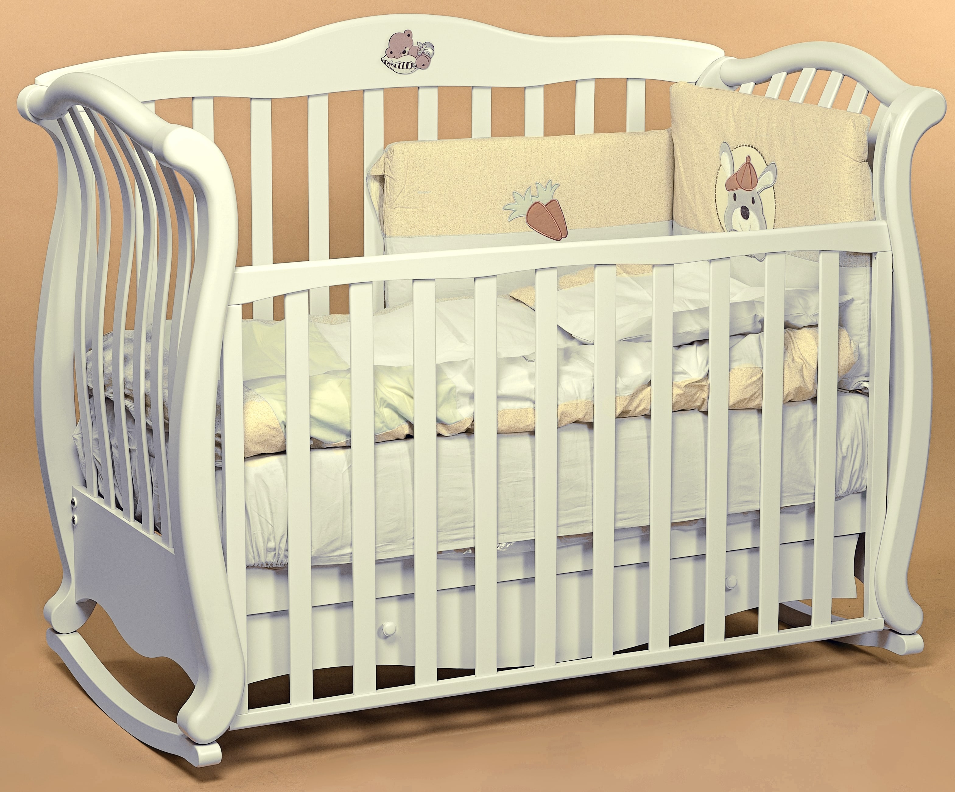 Кроватка с маятником Baby Italia Andrea VIP