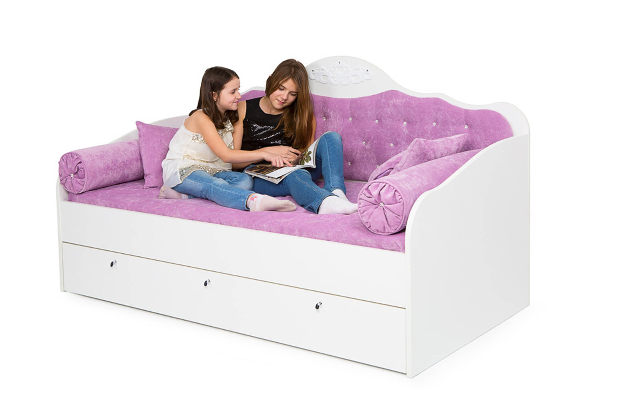 диван для девочки с принцессами