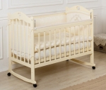 Детская кроватка Farfello Incanto Sofi с сердечком (колесо/качалка) — слоновая кость